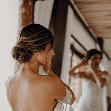 Keep reading and you'll find 4 categories full of country song recommendations to fill your playlist from first dance to the last call. 70 Stunning Bridal Hairstyles From Real Weddings