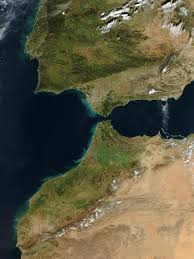 Geografía Digital - Estrecho de Gibraltar Es el lugar por donde se produce la unión natural de dos masas de agua: el mar Mediterráneo y el océano Atlántico y la separación entre