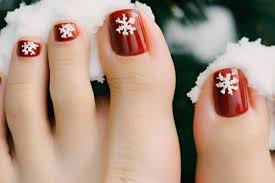 10 beautiful christmas toe nails design