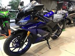 It available in two color option blue and black with a recommended retail price of rm11,988. Yamaha Yzf R15 Kini Di Pasaran Berapa Harga Jeng Jeng Jeng