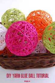 This is another one of those projects that i started hoping that it would turn out. Diy Glue Yarn Ball Craft Tutorial Nobiggie Net