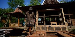 Joglo merupakan rumah tradisional jawa yang umumn… Ragam Rumah Jawa Simbol Status Sosial Halaman All Kompas Com