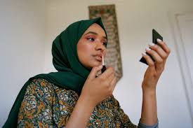 17 muslim beauty gers to follow on