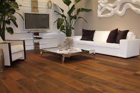 what goes with wood floors 10 stylish
