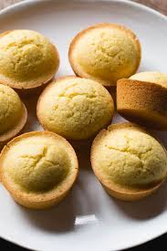 Grease a 9x9 square pan and set your over to 425 degrees. Fieranota Corn Bread Made With Corn Grits Recipe Corn Bread Made With Corn Grits Recipe Gluten Free Stir Just Until The Flour Is Moistened Batter Will Be Lumpy