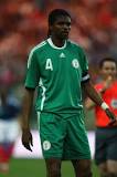 Why did Kanu wear number 4?
