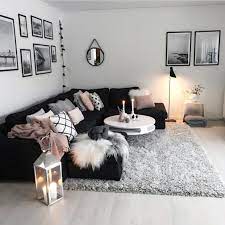 منزل black living room decor