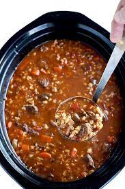 https://foodfolksandfun.net/web-stories/slow-cooker-beef-and-barley-soup-story/ gambar png