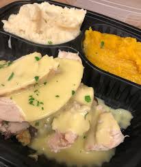 I'm sharing 11 places that offer incredibly delicious premade thanksgiving dinners. Thanksgiving Catering Where To Order Takeout Thanksgiving Dinner For Small Groups Or Individuals In Central Massachusetts Masslive Com
