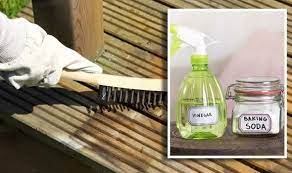 When a few hours have passed, rinse away the vinegar with a garden hose. How To Clean Decking And Paving Stones 4 Ways Using Baking Soda And White Vinegar Express Co Uk