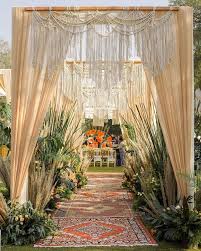 10 Decor Ideas From Intimate Weddings