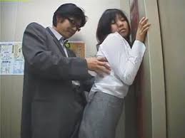 La belle hôtesse d'accueil baisée dans l'ascenseur. Ascenseur Porno Et Videos De Sexe En Haute Qualite Sur Voilaporno Com