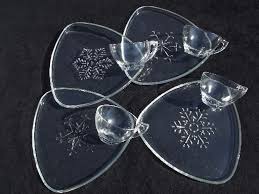 Vintage Snowflake Pattern Glass Snack