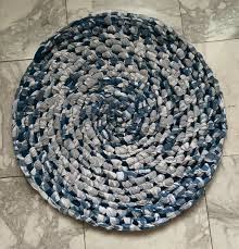 handmade by merridy round rag rug 24