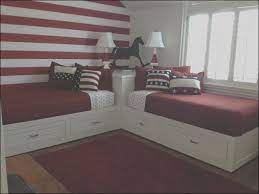twin beds guest room small kids room