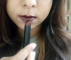 nykaa paintstix lipstick in shade 12