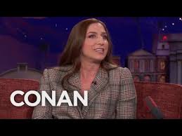 Jordan peele and chelsea peretti are expecting — and naturally they have to give a nod to beyoncébeyoncé, schmoché.comedians jordan peele and chelsea. Chelsea Peretti Jordan Peele Eloped With Their Dog To Big Sur Conan On Tbs Youtube