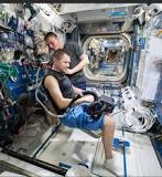 do-astronauts-go-barefoot