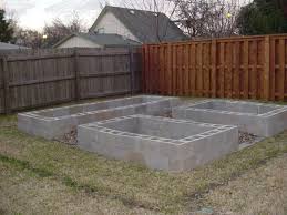 Using Concrete Blocks To Build Beds