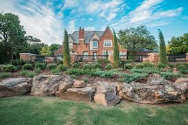 landscaping with rocks and boulders