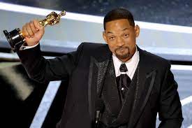 Will Smith DEFENDS punching Chris Rock ...