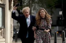 A post revealing his office showed high ceilings with cream walls and coordinating curtains. Uk S Boris Johnson Celebrates Local Election Wins Thanks To Vaccine Bounce Voice Of America English