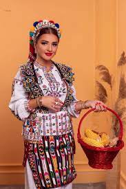 Medvegja SOT - 🇦🇱Veshja tradicionale e grave shqiptare nga... | Facebook