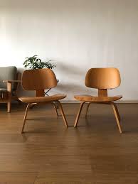 eames plywood lounge chairs replica