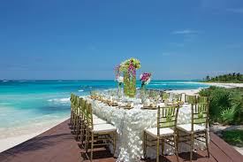 It is important to note that our wedding packages in hawaii do not include the cost of the reception, other. Dreams Destination Weddings Honeymoons Anniversaries