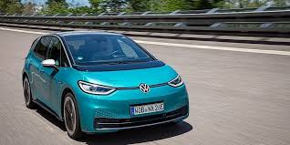 While the id.3 hatchback isn't destined for america, it portends good things for the id.4 crossover we may earn money from the links on this page. Vw Id3 Im Test Alle Daten Fahreindruck Des E Vw Tesla Muss Keine Angst Haben Focus Online