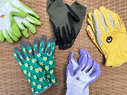 the 10 best gardening gloves of 2023
