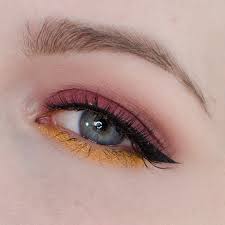 burgundy and gold eyeshadow tutorial