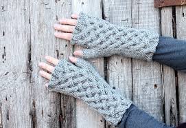 I love this simple tutorial with step by step. 20 Fingerless Gloves Knitting Patterns Handy Little Me