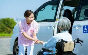 85歳の母親が骨折でいきなり要介護4に…元おニャン子クラブ・新田 ...