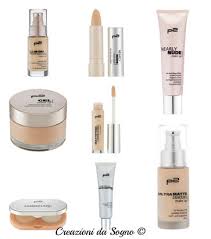 prodotti makeup p2 cosmetics stand
