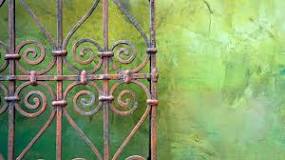 Can you paint over rusted metal?