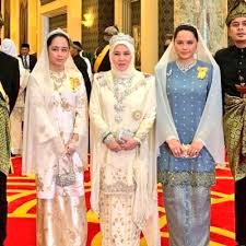 Tengku puteri jihan azizah athiyatullah. Her Highness Tengku Puteri Jihan Azizah Athiyatullah