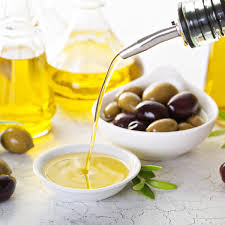10 olive oil benefits for your skin