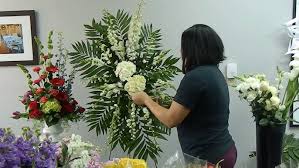 How to Make Standing Spray Floral Arrangement for a