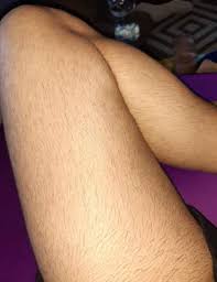 Gibt es eine 'zu frühes alter' zum rasieren? Kann Man Erkennen Dass Ich Mir Die Beine Rasiert Habe Und Sieht Das Asthetisch Aus Frauen Attraktivitat Korperpflege