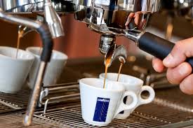 lavazza coffee challenges starbucks in