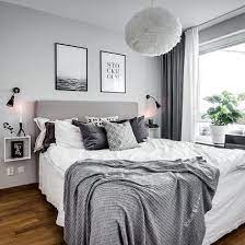 schlafzimmer in grau weiß mit