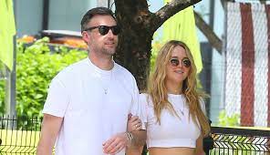 Jennifer Lawrence Bares Her Midriff During Weekend Outing with Husband Cooke  Maroney | Cooke Maroney, Jennifer Lawrence