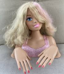 barbie styling head nails moveable