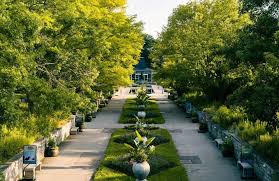 hamilton s royal botanical garden is a