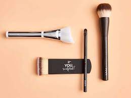 clean and dry your makeup brushes