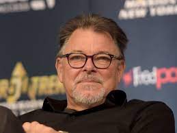 Moderator variables are distinct from mediator variables, which are intermediate variables in a causal chain between two other variables, and confounder variables, which can cause two otherwise unrelated variables to be related. Das Macht X Factor Moderator Jonathan Frakes Heute