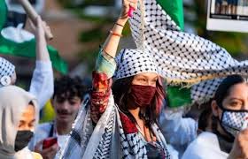 Filistin halkına destek veren Bella Hadid, İsrail'in hedefinde: Yazıklar  olsun