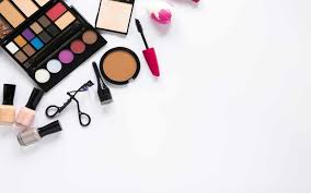 makeup necessary items that every woman