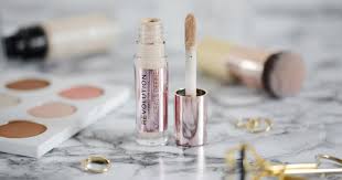Discover 100's of the latest beauty products from the hottest brands right now! Review Besser Als High End Makeup Revolution Conceal Define Concealer Puderperlen
